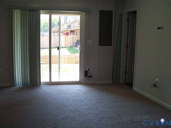 3rd image of 8829 Foxway Ridge Ln