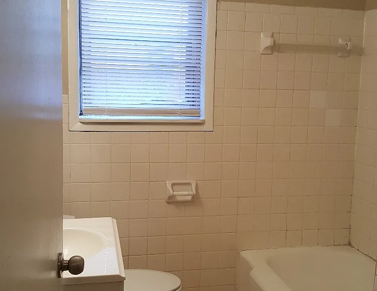 4331 Emily Ave — Photo 4