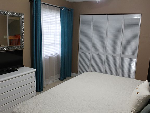 Very large 2nd bedroom