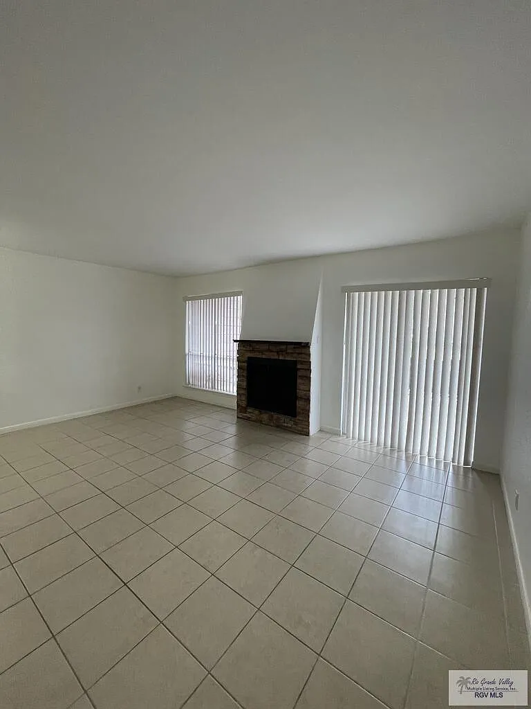 4601 Carmen Ave — Photo 4