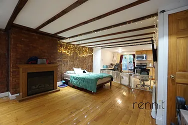 Rented by Rennit Inc.