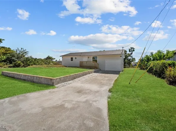 4101 3rd St SW, Lehigh Acres, FL 33976