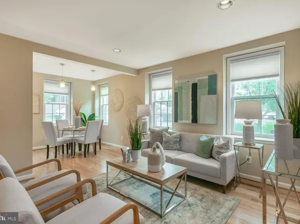 3863 Rodman St NW APT A49, Washington, DC 20016