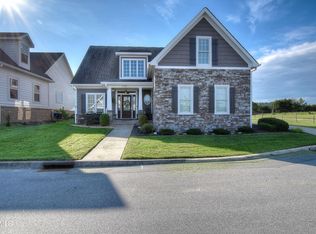 1735 Ethans Ct, Kingsport, TN 37664