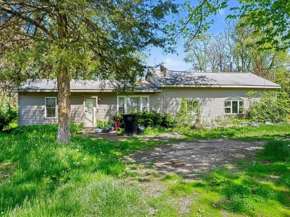 10841 Toledo Ave, Osceola, IN 46561
