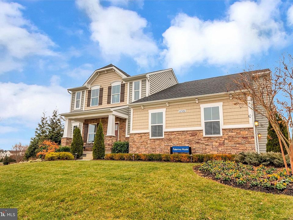 1st image of 12501 Sherwood Forest Dr