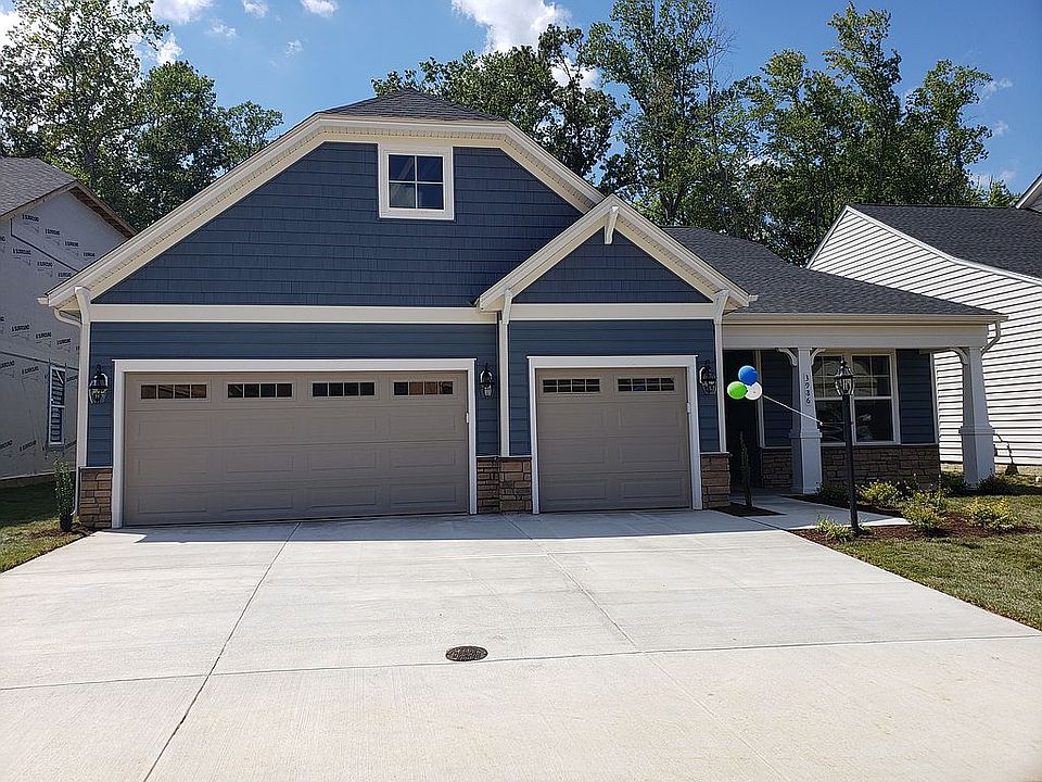 2nd image of 3986 Isaac Cir