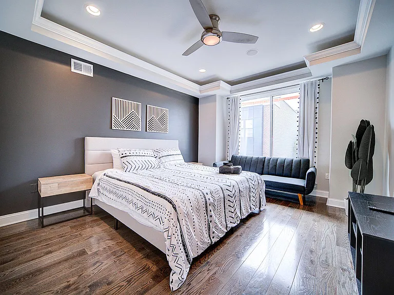 1513 S Lambert St — Photo 17