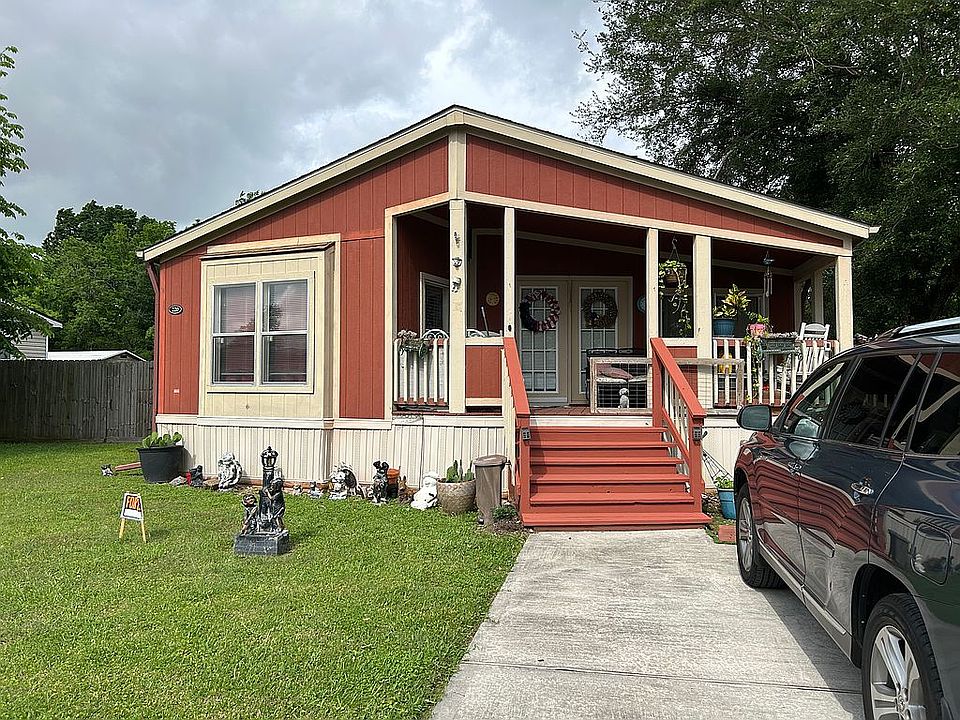 1st image of 220 White Oak Dr