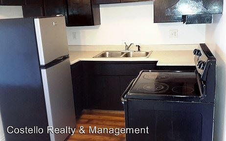 4th image of 615 S Royal Crest Cir Unit 15