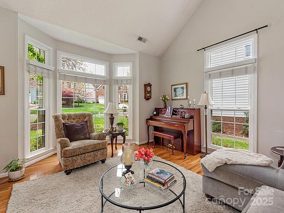 4th image of 7223 Fortrose Ln #45
