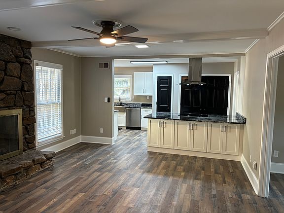 2nd image of 7954 Farmington Blvd