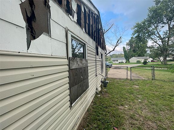 2nd image of 6241 Langdon Ct