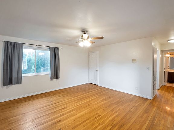 5th image of 301 E 2700 S APT 18