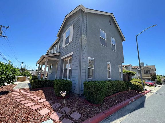 3rd image of 16085 Maubert Ave