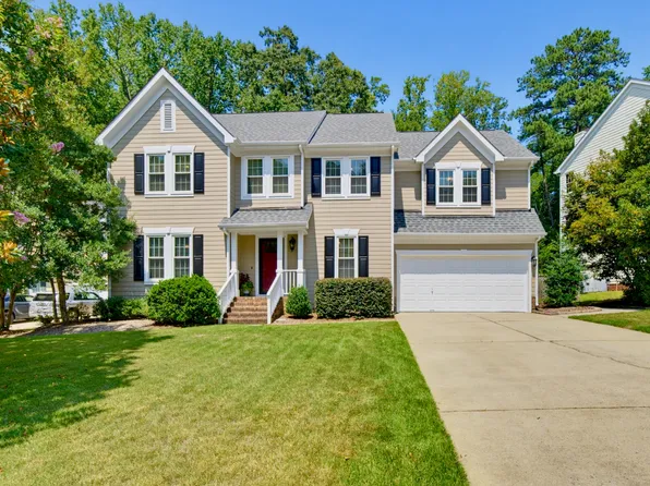 310 Castle Hayne Dr, Cary, NC 27519