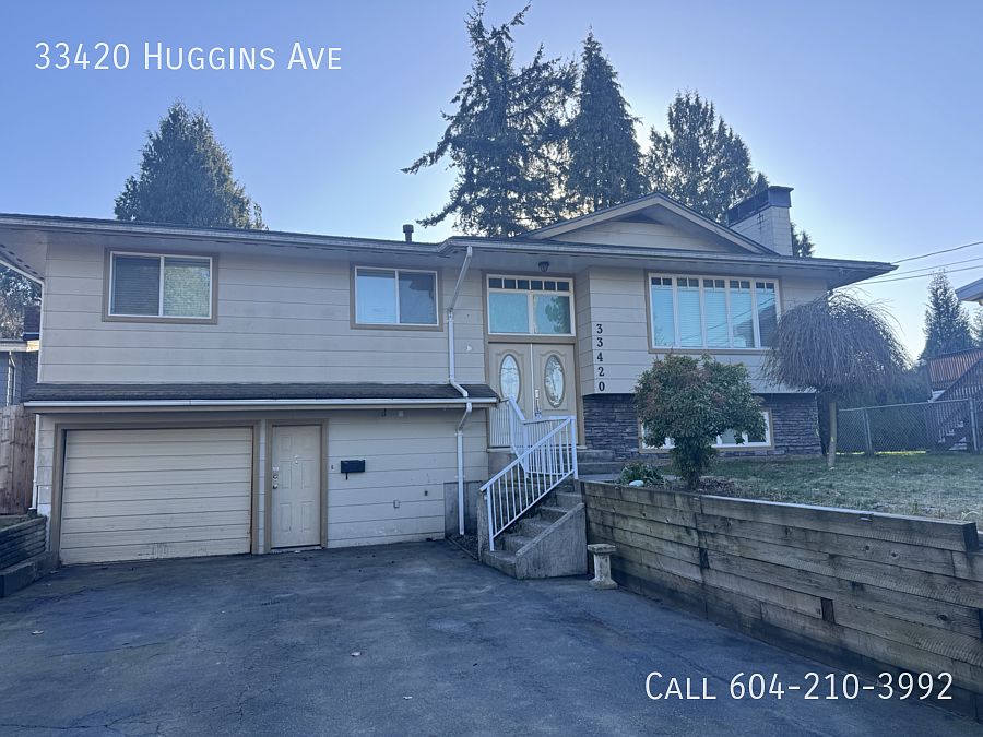 1st image of 33420 Huggins Ave