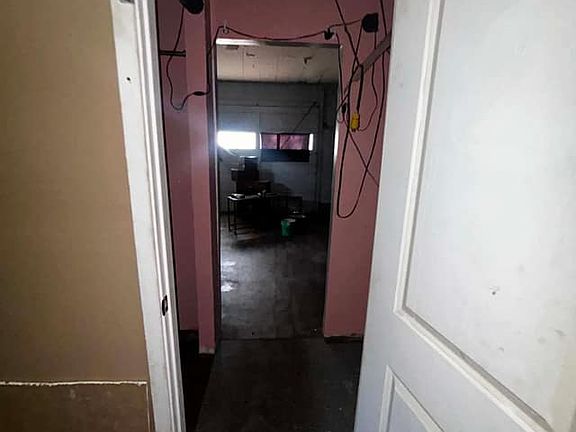 4th image of 107 Judith Ln