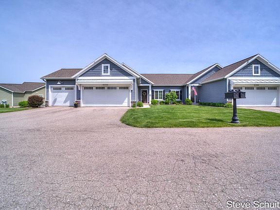 3rd image of 6068 Gleneagle Highlands Dr