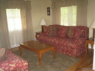 5th image of 73 Jean Ct