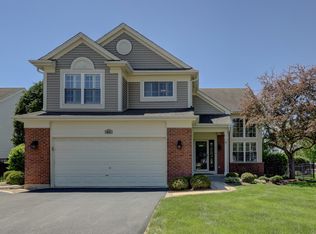 411 Belmont Ln, Bartlett, IL 60103