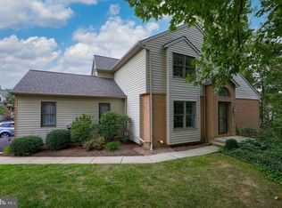 93 River Bend Park, Lancaster, PA 17602