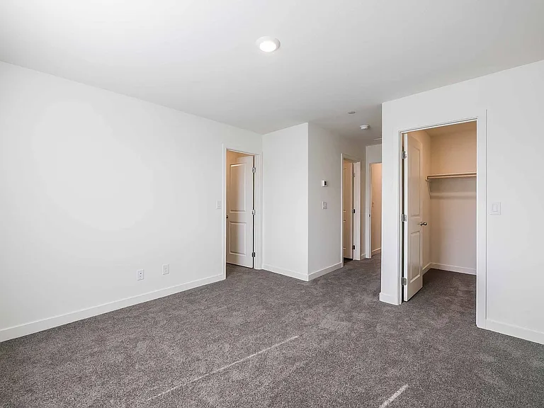 12749 Epperly St — Photo 11