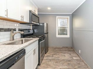 21730 Middlebelt Rd #B, Farmington, MI 48336