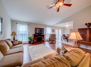 708 Timber Oaks Dr, Wentzville, MO 63385