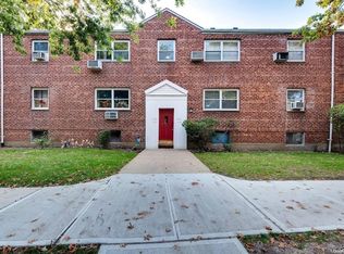 155-04 84th St #1, Queens, NY 11414