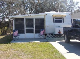 9466 Gray Fox Dr, Weeki Wachee, FL 34613