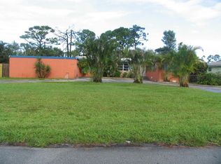 2139 Laura Ln, West Palm Beach, FL 33415