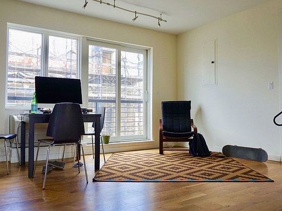 2nd image of 400 Bedford Ave #3D