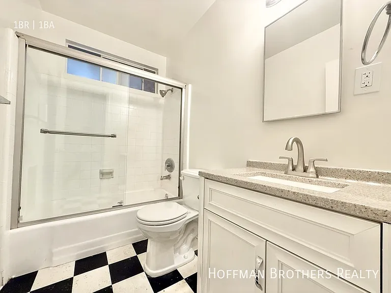 1237 Amherst Ave #1 — Photo 7