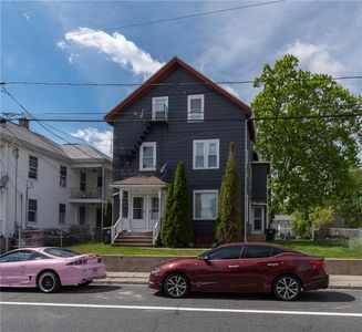 22 Chambers St, Cumberland, RI, 02864
