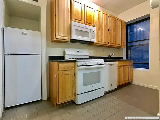 Rented by Sovereign Realty NYC | media 26
