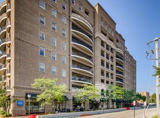 151 W Wing St APT 310, Arlington Heights, IL 60005