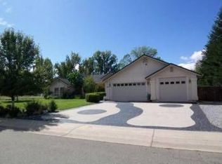 5244 Morning Dew Way, Redding, CA 96001