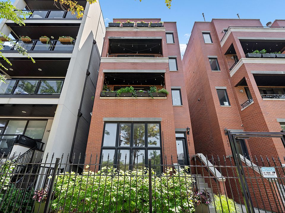 1st image of 1461 W Grand Ave #1