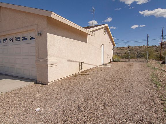 3rd image of 531 Knobhill Dr