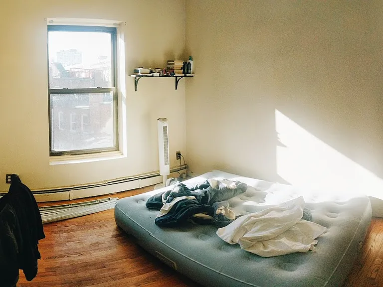 88 Hammond St #7R — Photo 6
