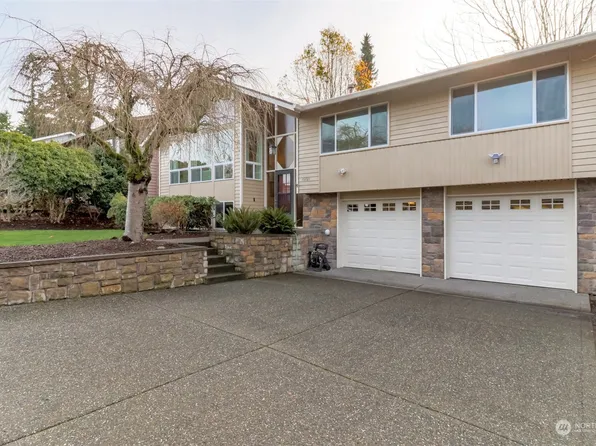 15721 SE 171st Place, Renton, WA 98058