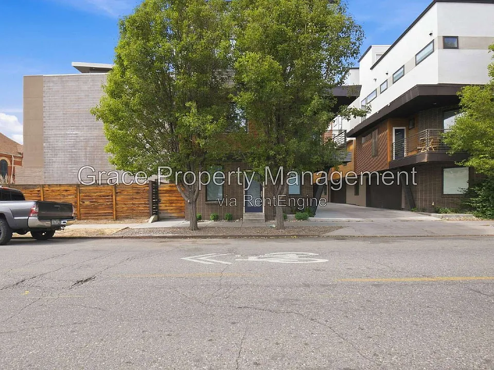 3607 Navajo St