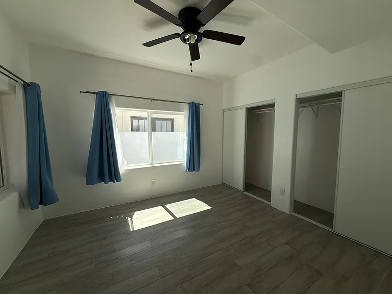 2321 E 6th St #1 — Photo 16
