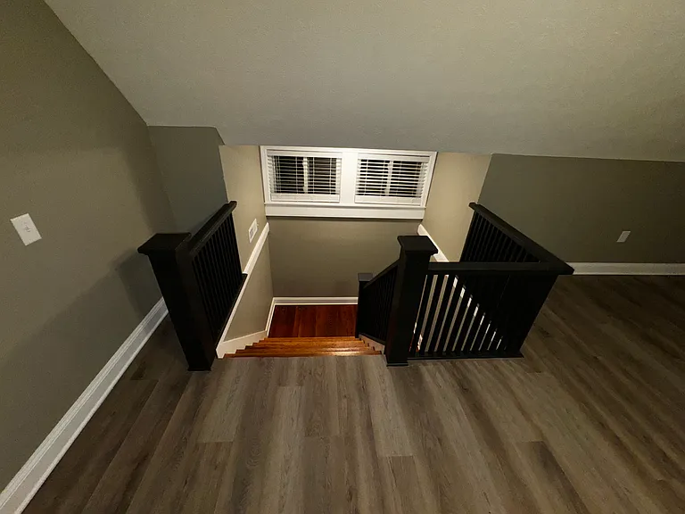 614 6th St #200 — Photo 24