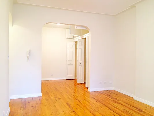 Rented by Keller Williams NYC | media 27