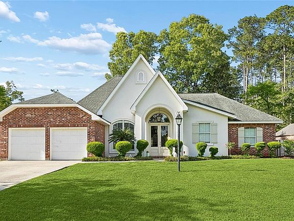 2nd image of 673 Sweet Bay Dr