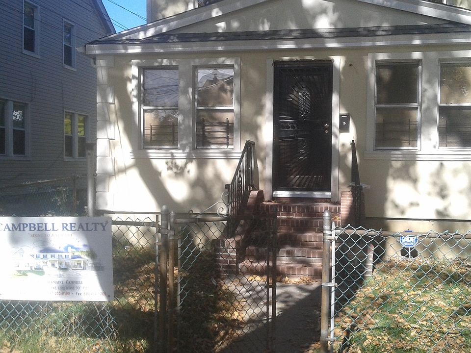 1st image of 19011 111th Ave