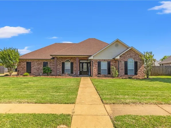 108 Chinquapin Cir, Natchitoches, LA 71457