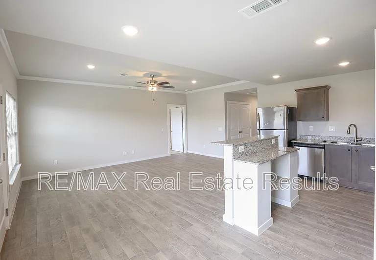 480 Rama St — Photo 9